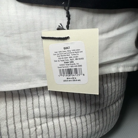 Hearth & Hand Full/Queen Microstripe Quilt Sour Cream/ Railroad Gray - Picture 7 of 9